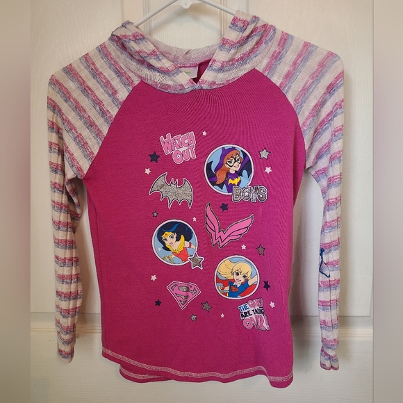 (1584) DC Super Hero Girls Hoodie Long Sleeve Shirt,  Size: Medium Color: Pink - Picture 3 of 14